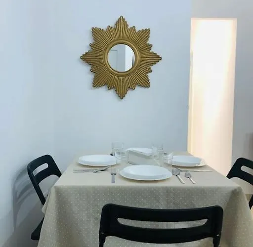 Nieves Viejas Fresco Con Patio En *