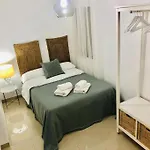 Nieves Viejas Fresco Con Patio En Appartement Cordoue