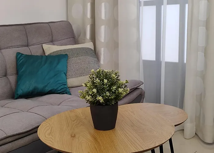 Nieves Viejas Fresco Con Patio En 科爾多瓦